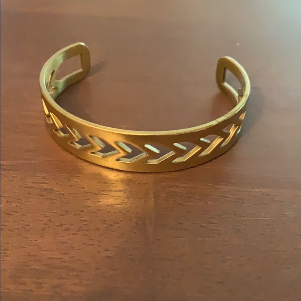 Rustic Cuff gold cuff bracelet, good condition